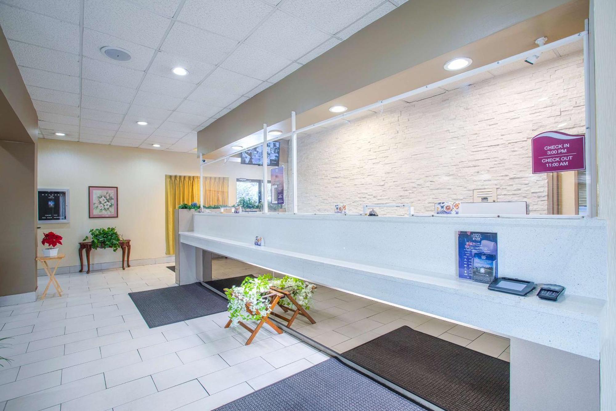 Americas Best Value Inn Уинстън-Сейлъм Екстериор снимка